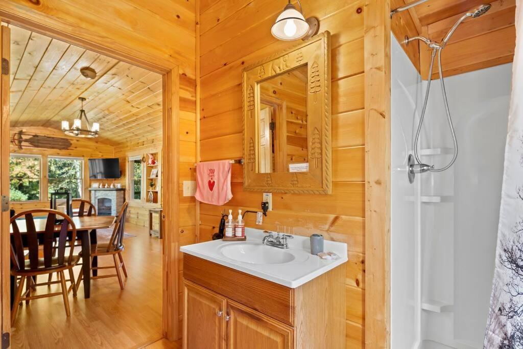 הוילה Candler Dream Weaver Cabin מראה חיצוני תמונה