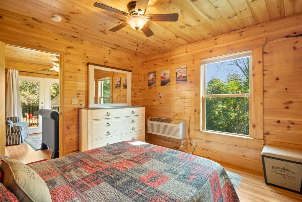 הוילה Candler Dream Weaver Cabin מראה חיצוני תמונה