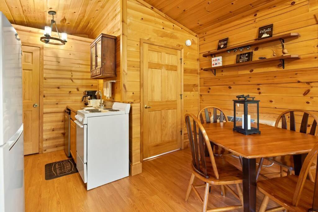 הוילה Candler Dream Weaver Cabin מראה חיצוני תמונה